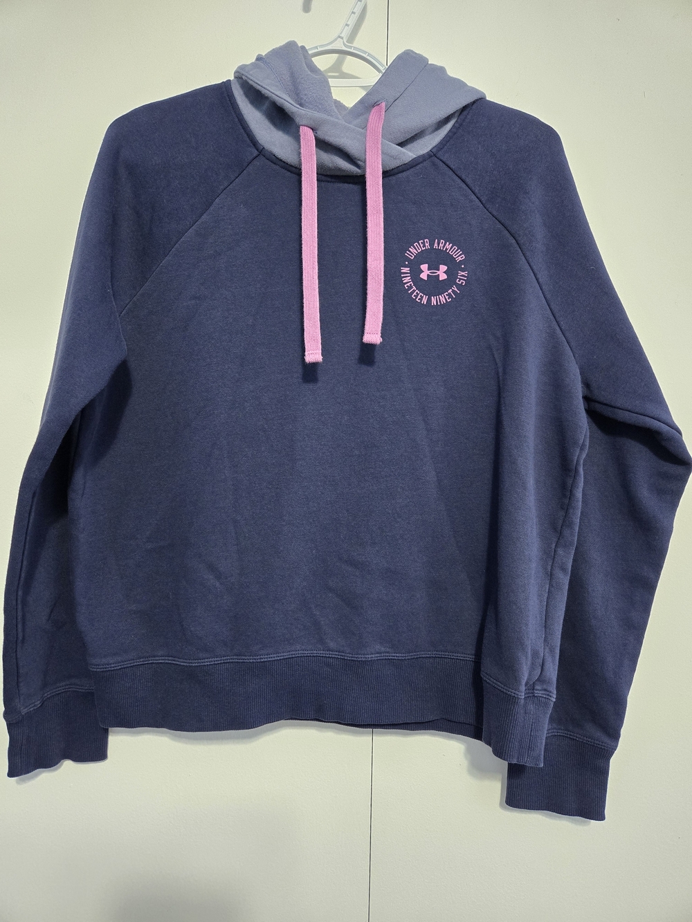 Under Armour Navy Pink Logo Hoodie Sweatshirt Women's Medium